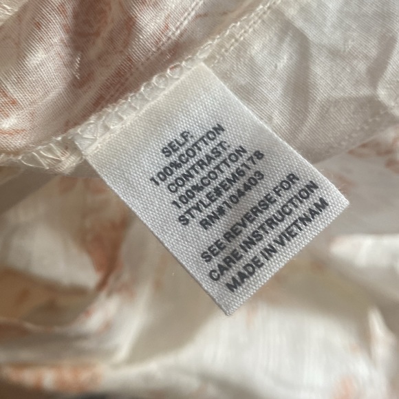 E & M tank top - Picture 8 of 8